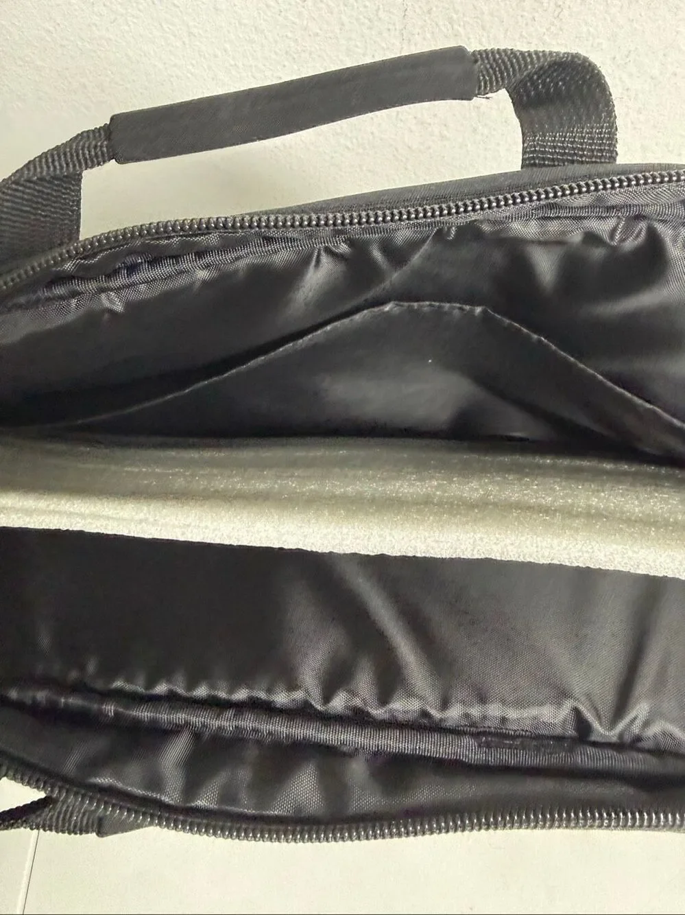 Targus Laptop Messenger Bag Black Briefcase Shoulder Bag NWOT